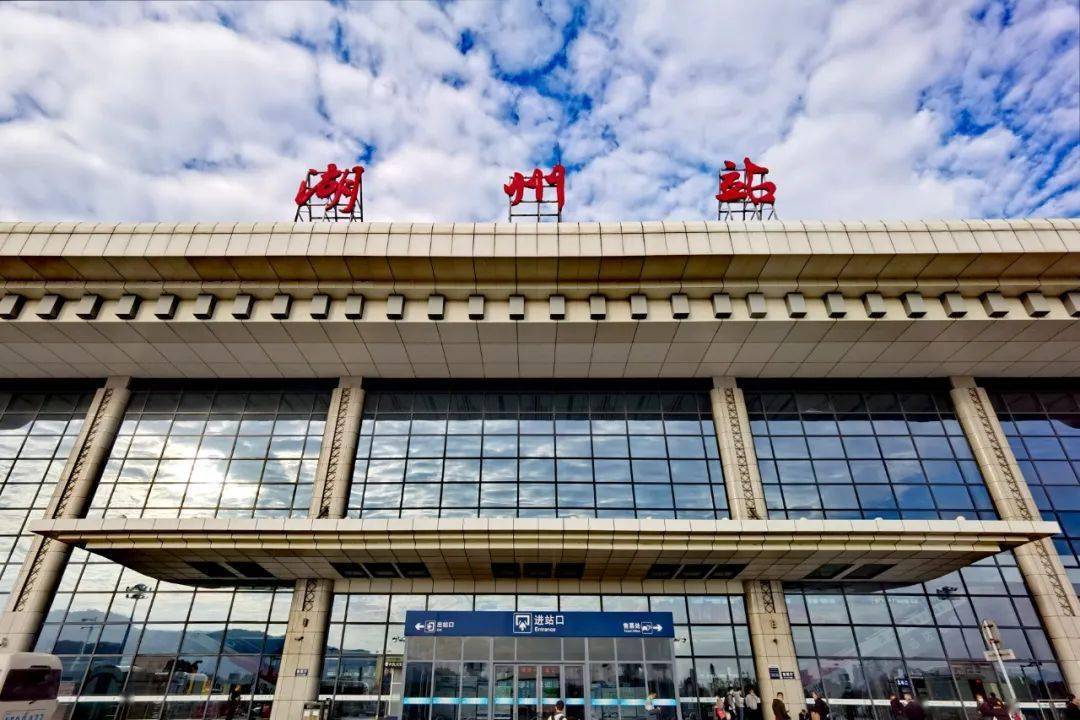 義烏市到湖州物流專線-裝修材料運(yùn)輸專線「時(shí)效穩(wěn)定」